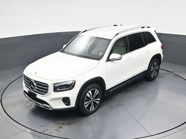 Used 2025 Mercedes-Benz GLB 250 4MATIC image 26