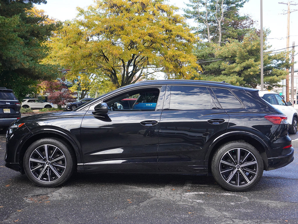 Used 2022 Audi Q4 e-tron Premium Plus AWD/4WD image 18