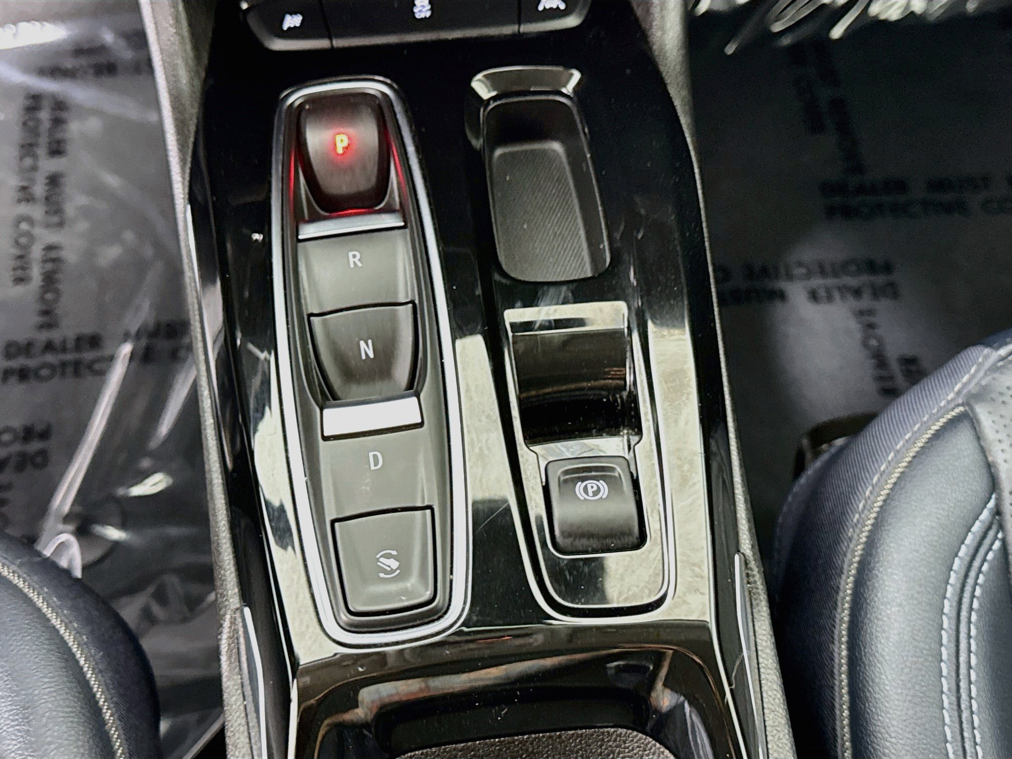 Used 2023 Chevrolet Bolt EUV Premier w/ Super Cruise Package FWD image 19