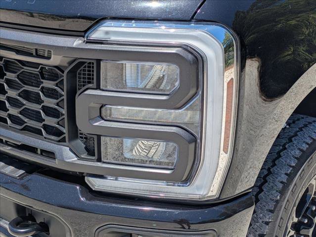 Used 2024 Ford F250 XL w/ STX Appearance Package AWD/4WD image 7