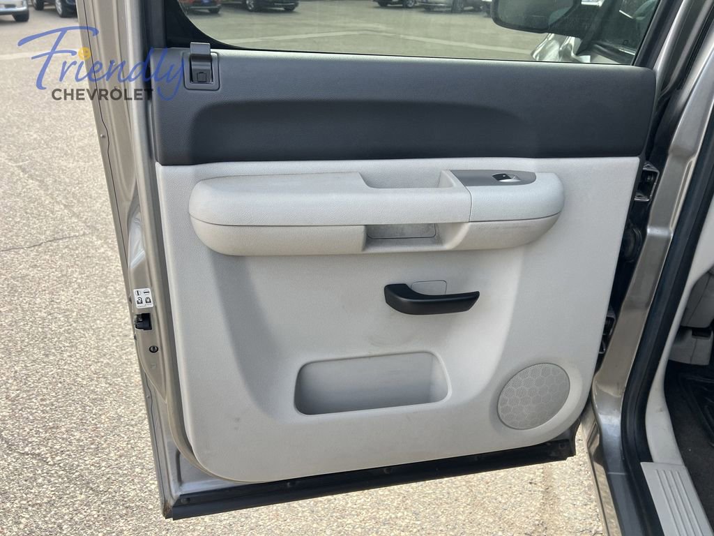 Used 2008 Chevrolet Silverado 1500 LT w/ Power Pack Plus AWD/4WD image 10