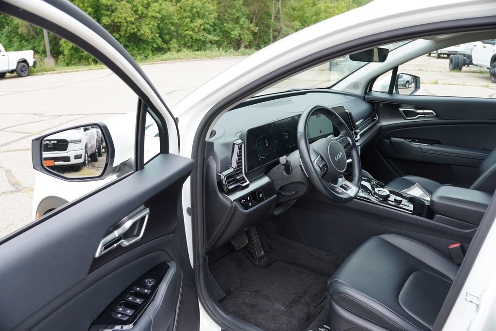 Certified 2023 Kia Sportage EX AWD/4WD image 14