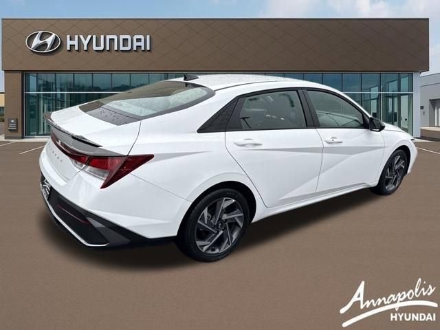 Certified 2025 Hyundai Elantra Sport image 5