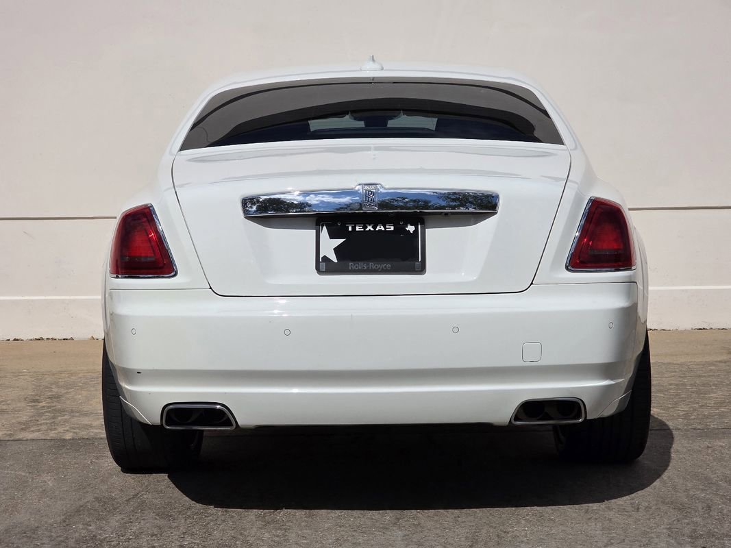 Used 2016 Rolls-Royce Ghost image 5