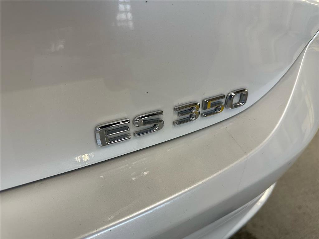 Used 2024 Lexus ES 350 Ultra Luxury image 14