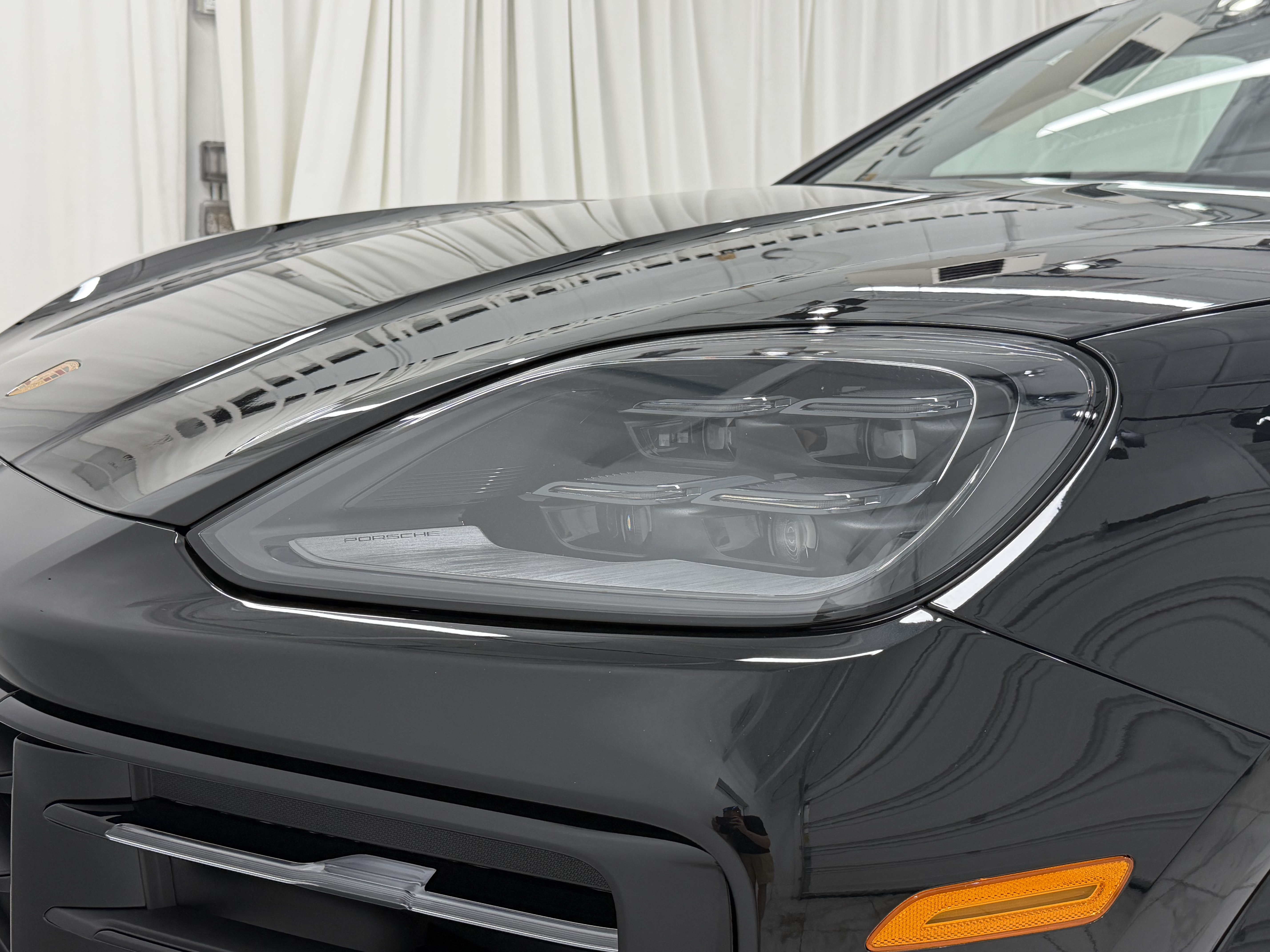 New 2026 Porsche Cayenne Coupe AWD/4WD image 17