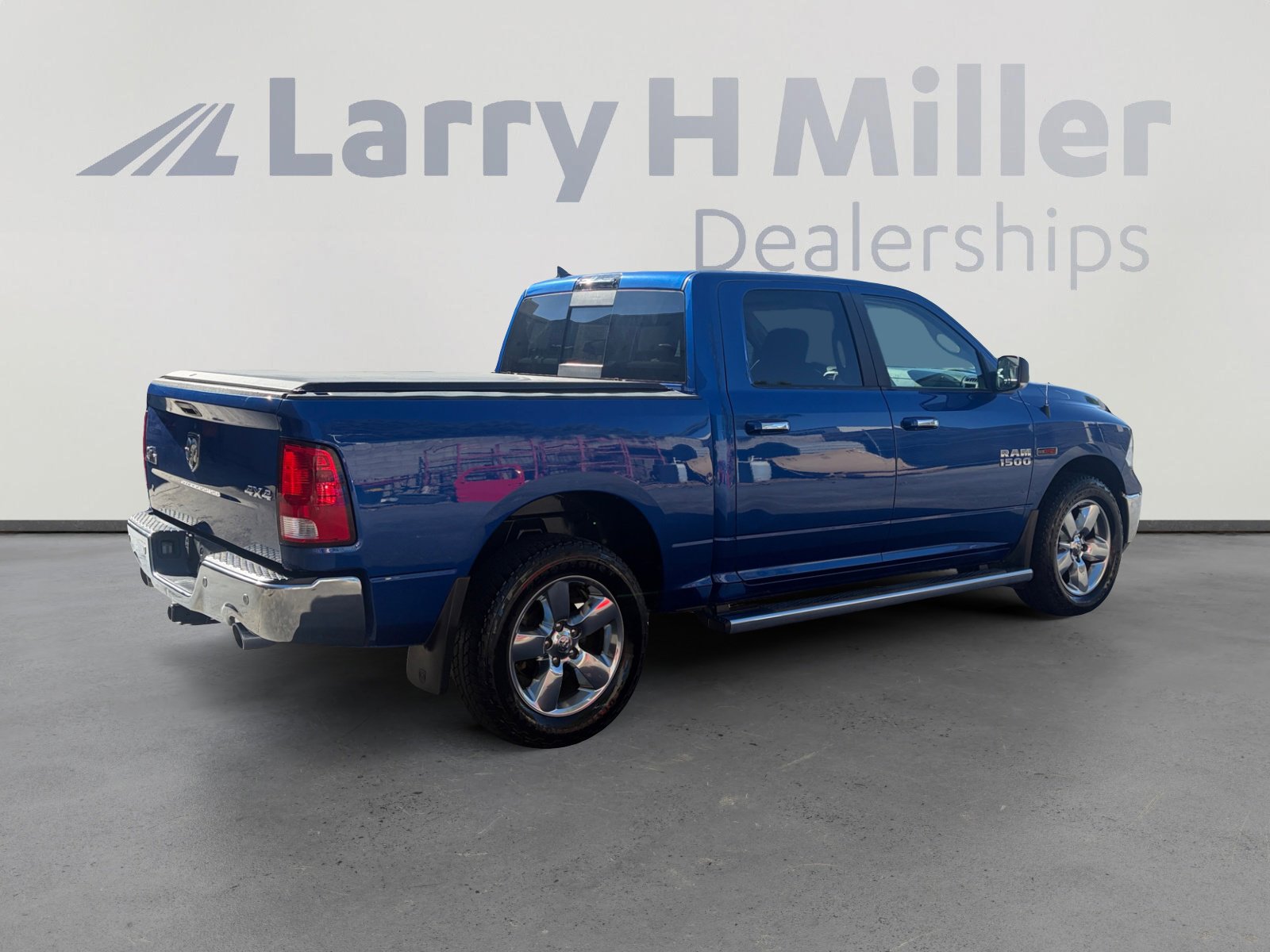 Used 2017 RAM 1500 Big Horn AWD/4WD image 5