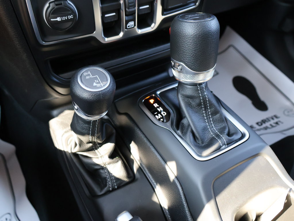 New 2026 Jeep Gladiator Sport AWD/4WD image 35