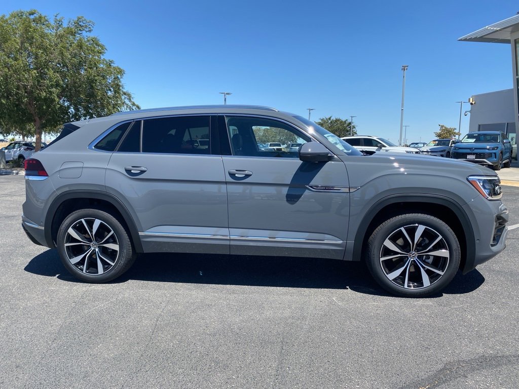New 2025 Volkswagen Atlas Cross Sport SEL Premium R-Line image 8