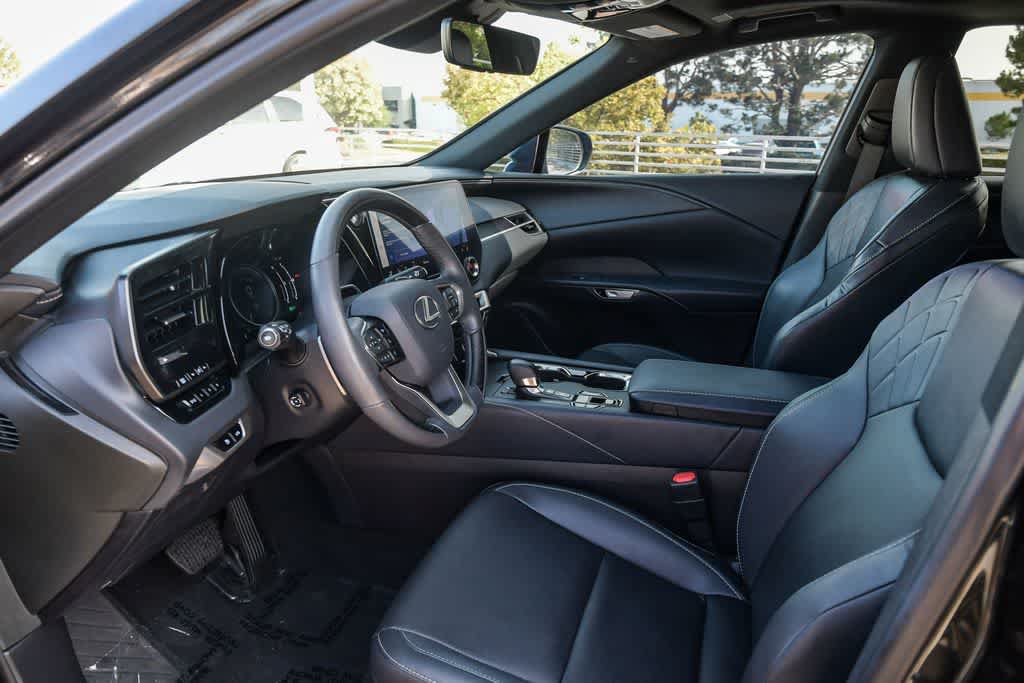 Used 2024 Lexus RX 350h w/ Convenience Package AWD/4WD image 16