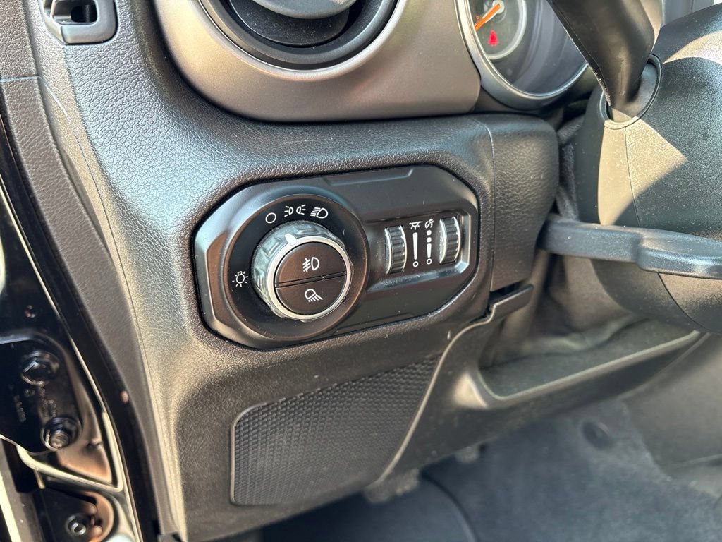 Used 2021 Jeep Gladiator Sport AWD/4WD image 14