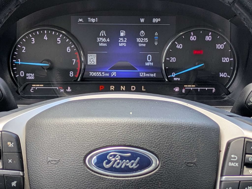Used 2021 Ford Explorer XLT w/ Equipment Group 202A RWD image 29