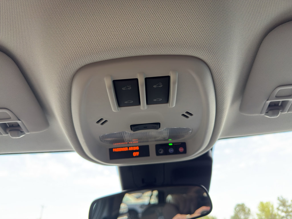 New 2026 Chevrolet Trax LT w/ Sunroof Package image 22