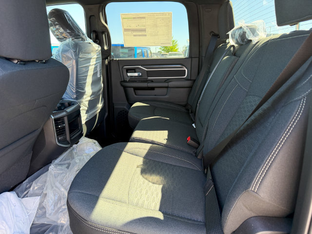 New 2026 RAM 3500 Big Horn AWD/4WD image 24