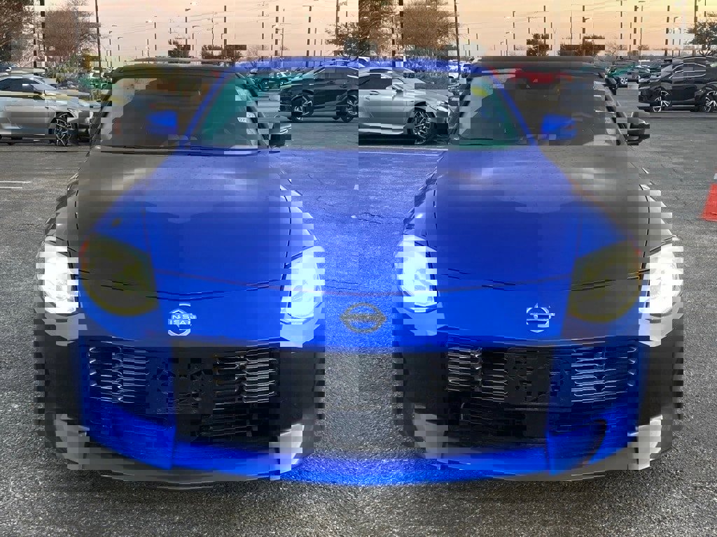 Used 2025 Nissan Z Sport w/ Floor Mat Package image 2