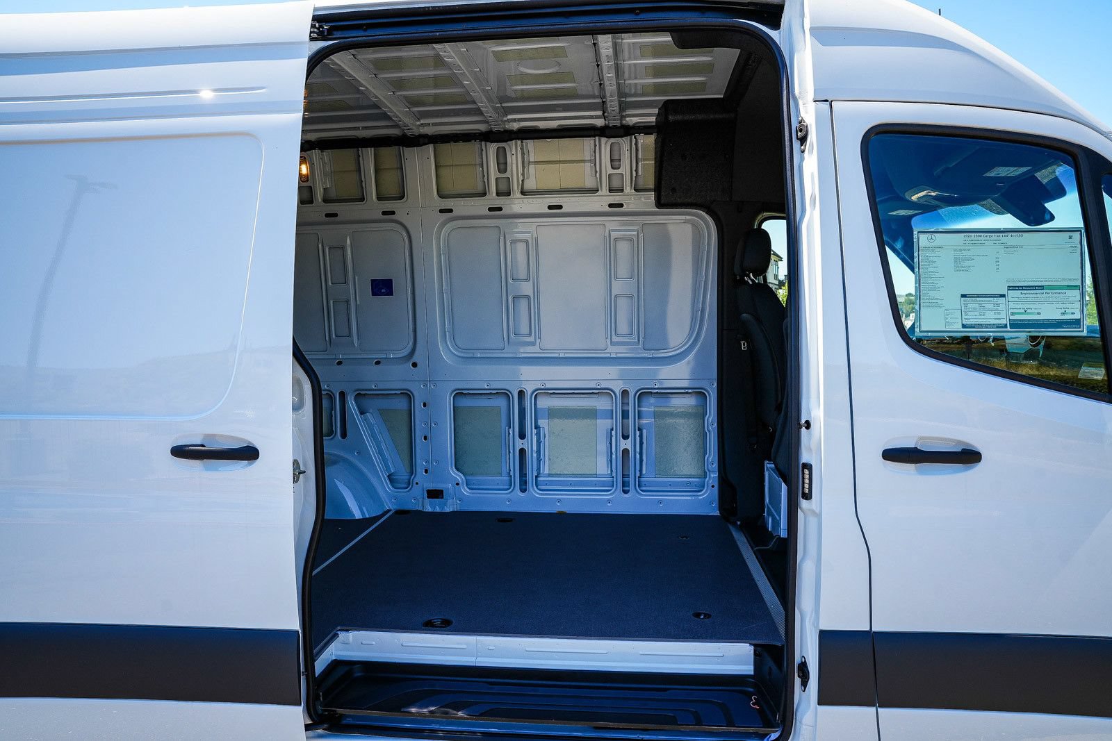 New 2026 Mercedes-Benz Sprinter 2500 image 17