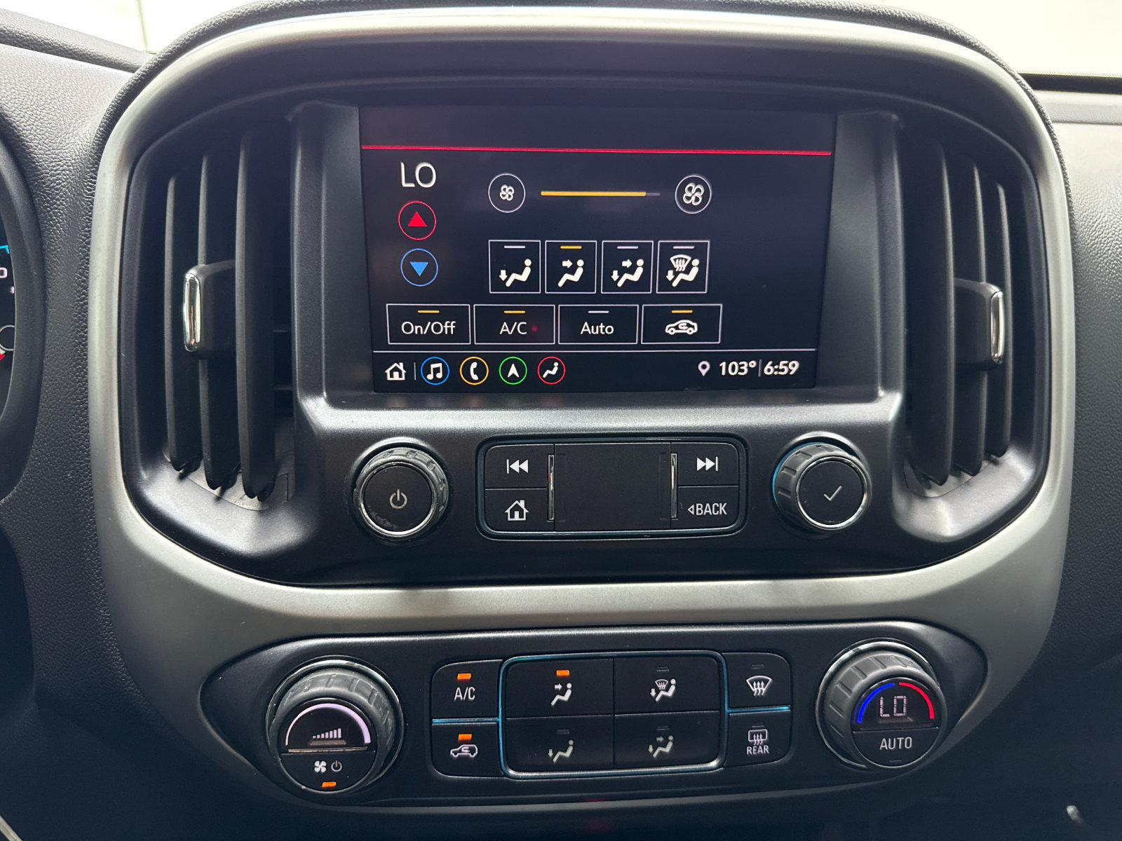 Used 2021 Chevrolet Colorado ZR2 AWD/4WD image 27