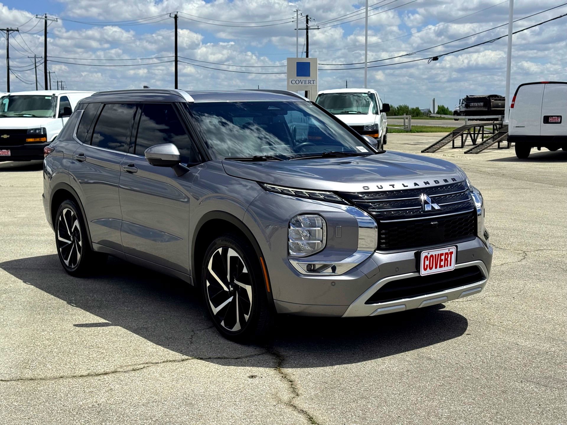 Used 2022 Mitsubishi Outlander SEL image 4