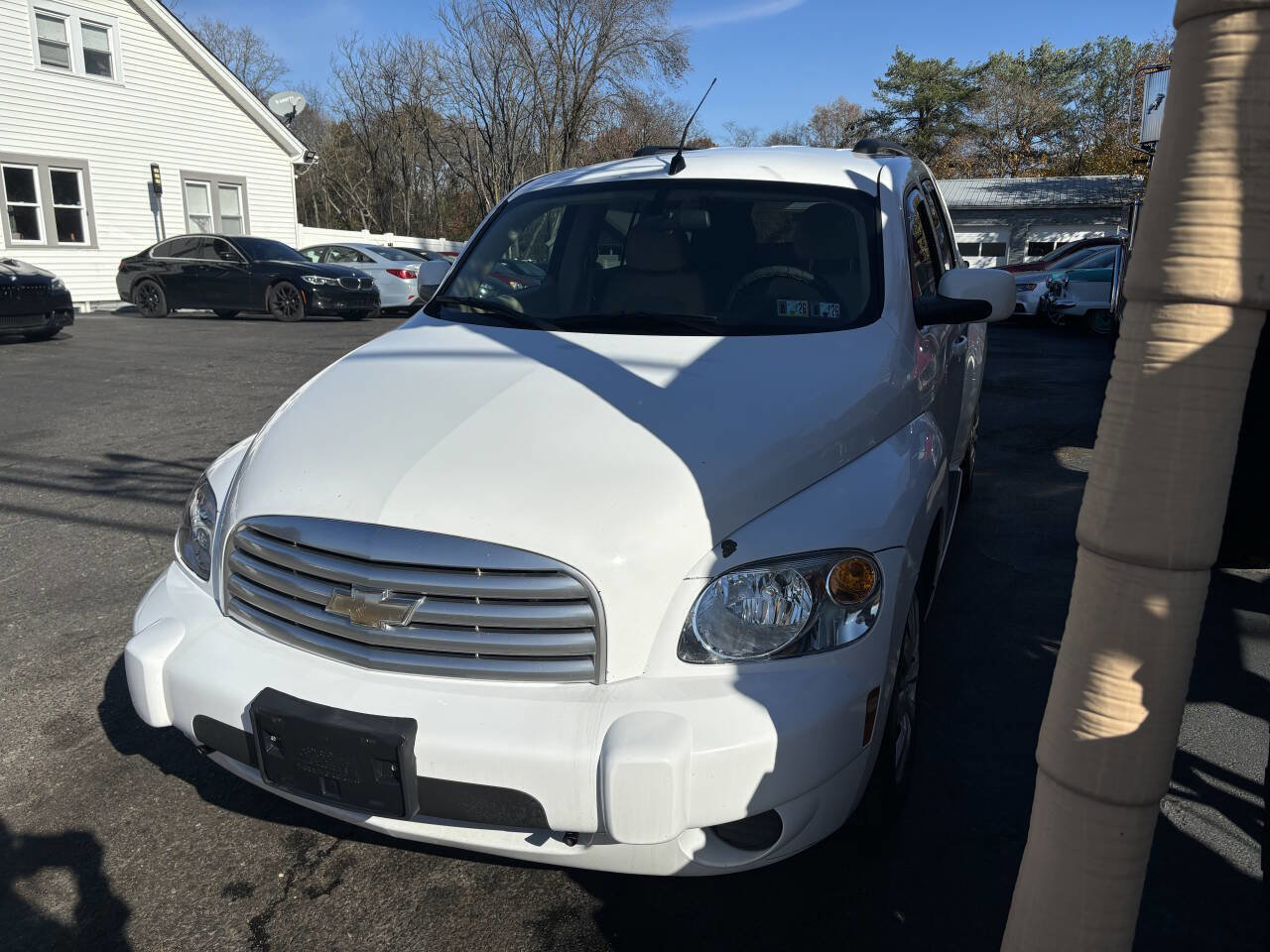 Used 2010 Chevrolet HHR LT image 8