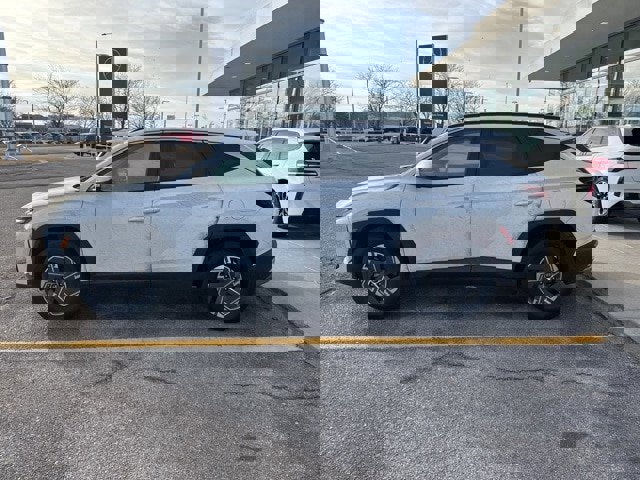 Used 2025 Hyundai Tucson Blue image 4