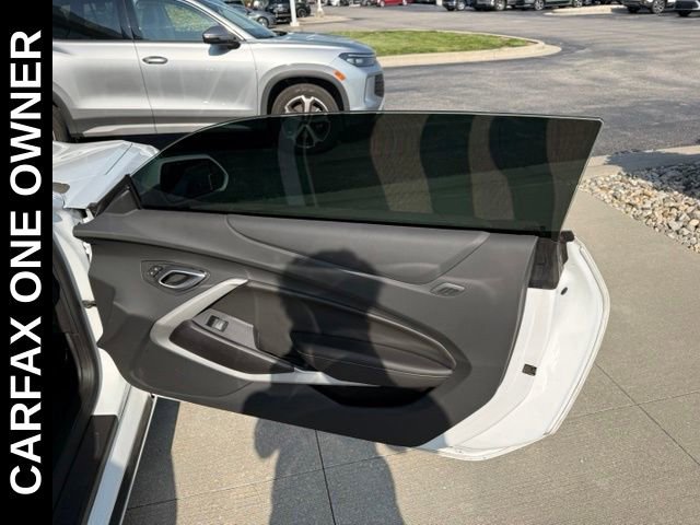 Used 2022 Chevrolet Camaro LT RWD image 17