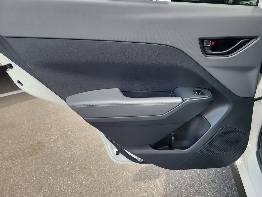 Used 2025 Subaru Crosstrek 2.0i Premium image 9