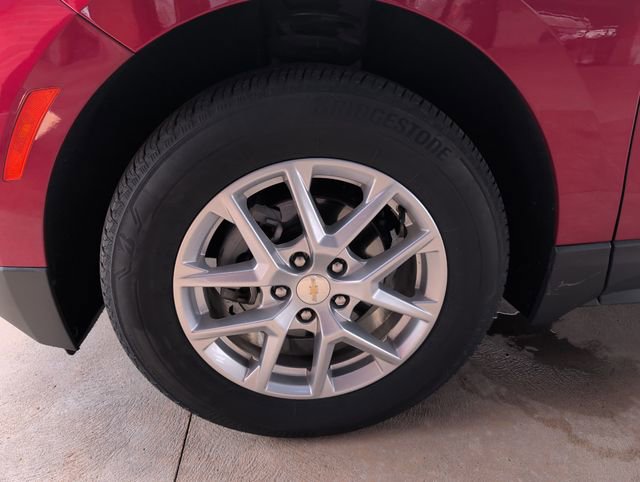 Used 2023 Chevrolet Equinox LT image 22