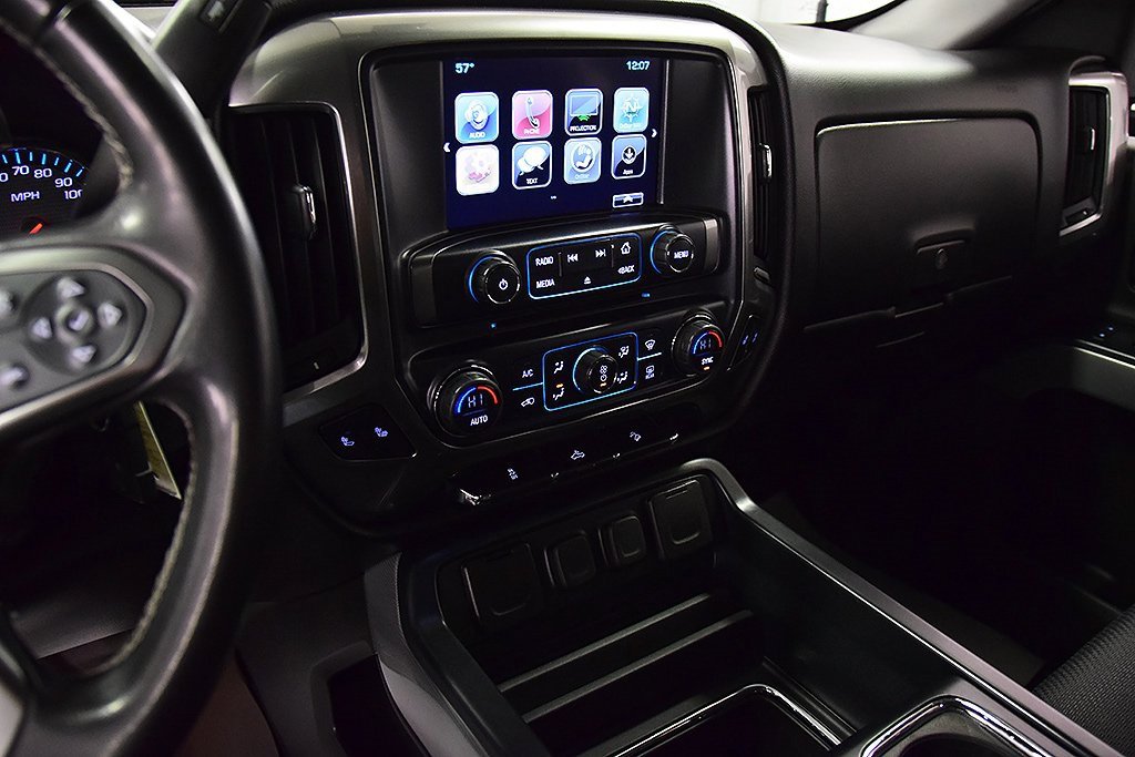 Used 2018 Chevrolet Silverado 1500 LT w/ All Star Edition image 20