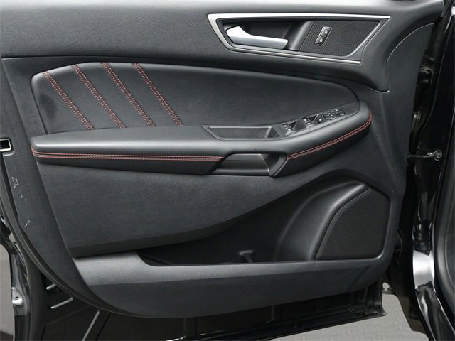 Used 2021 Ford Edge ST-Line image 9