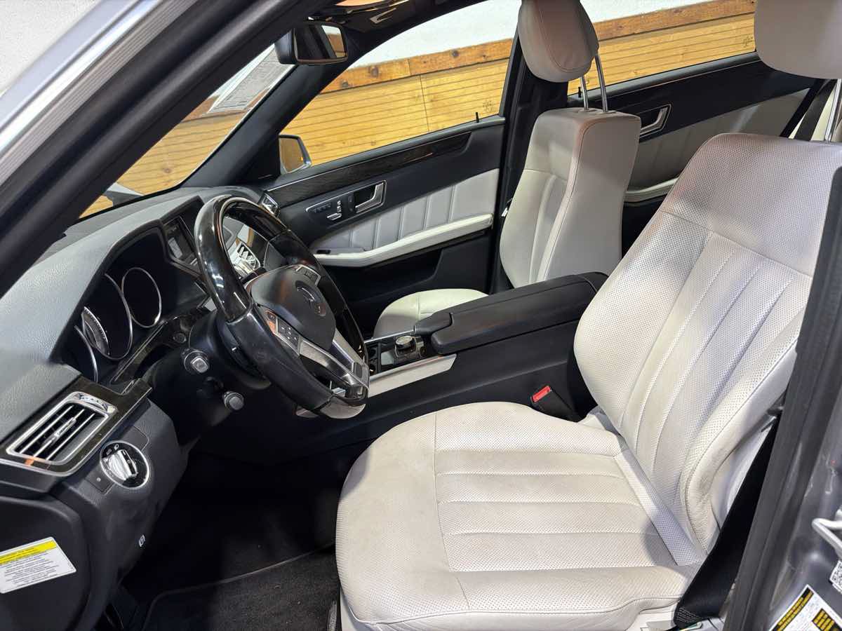 Used 2014 Mercedes-Benz E 550 4MATIC Sedan w/ Premium 1 Package image 16