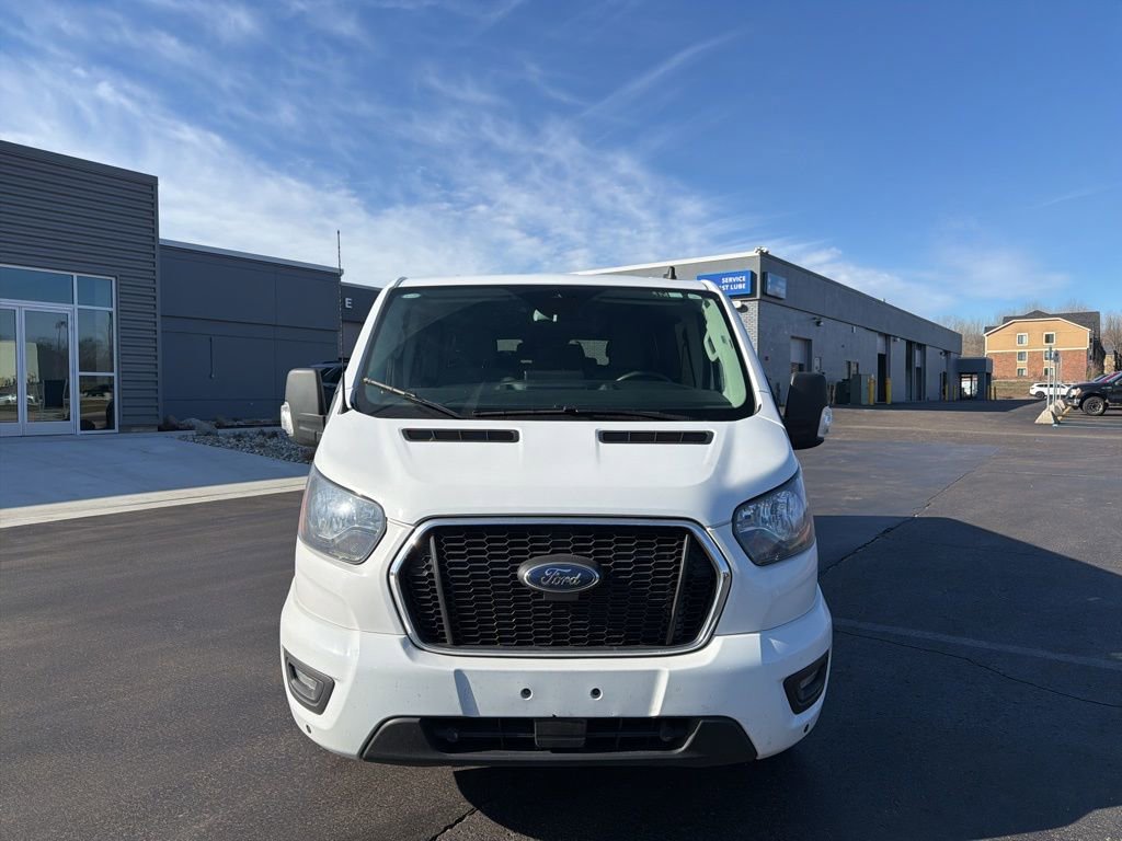 Used 2024 Ford Transit 350 XLT image 2