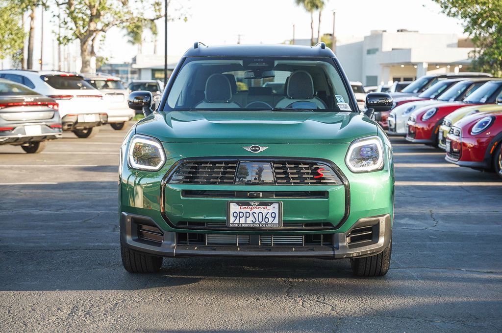Used 2025 MINI Cooper Countryman S w/ Comfort Package Max image 2