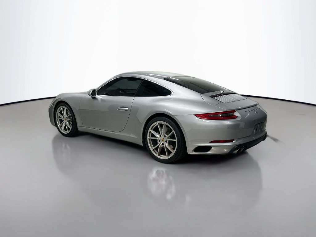 Certified 2018 Porsche 911 Carrera RWD image 3