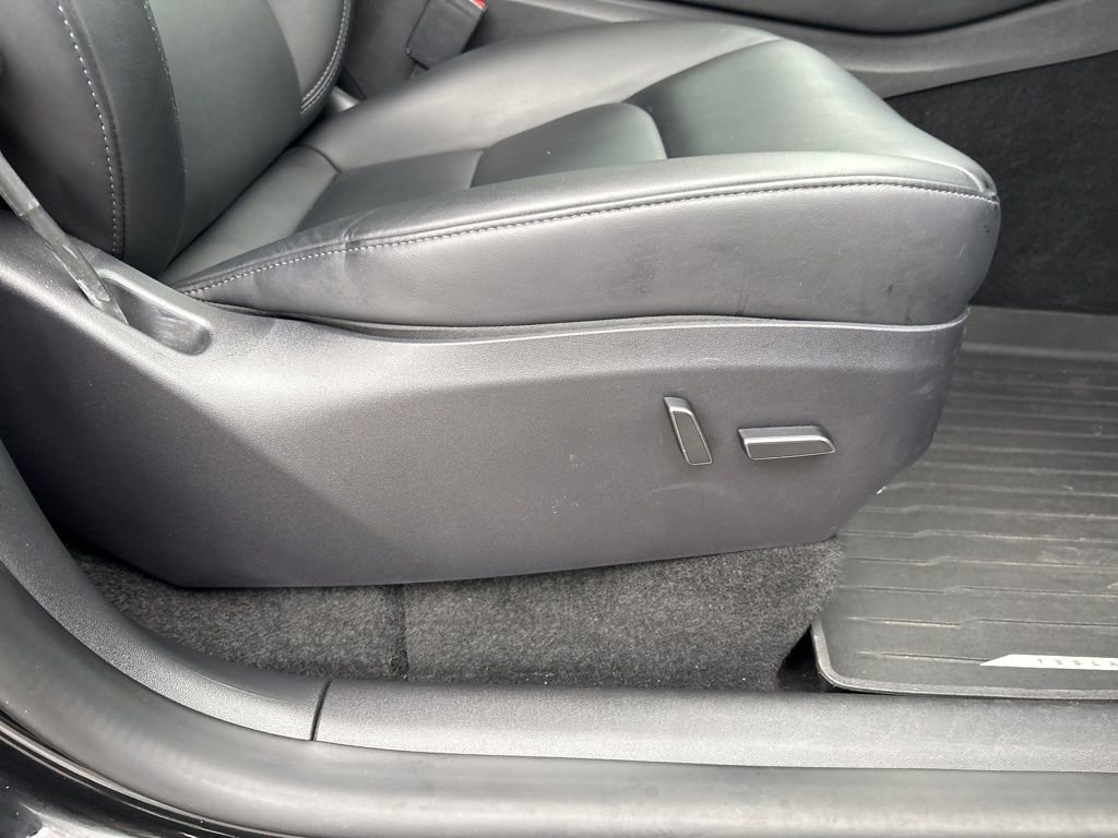 Used 2023 Tesla Model Y Long Range image 53