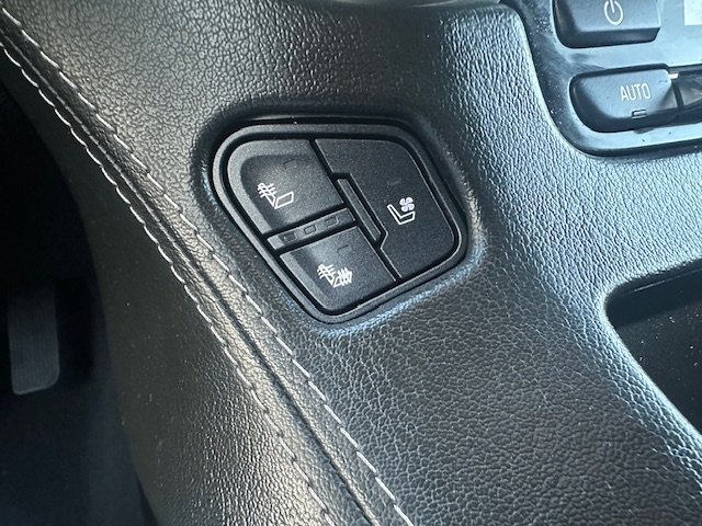 Used 2019 GMC Yukon XL SLT image 30