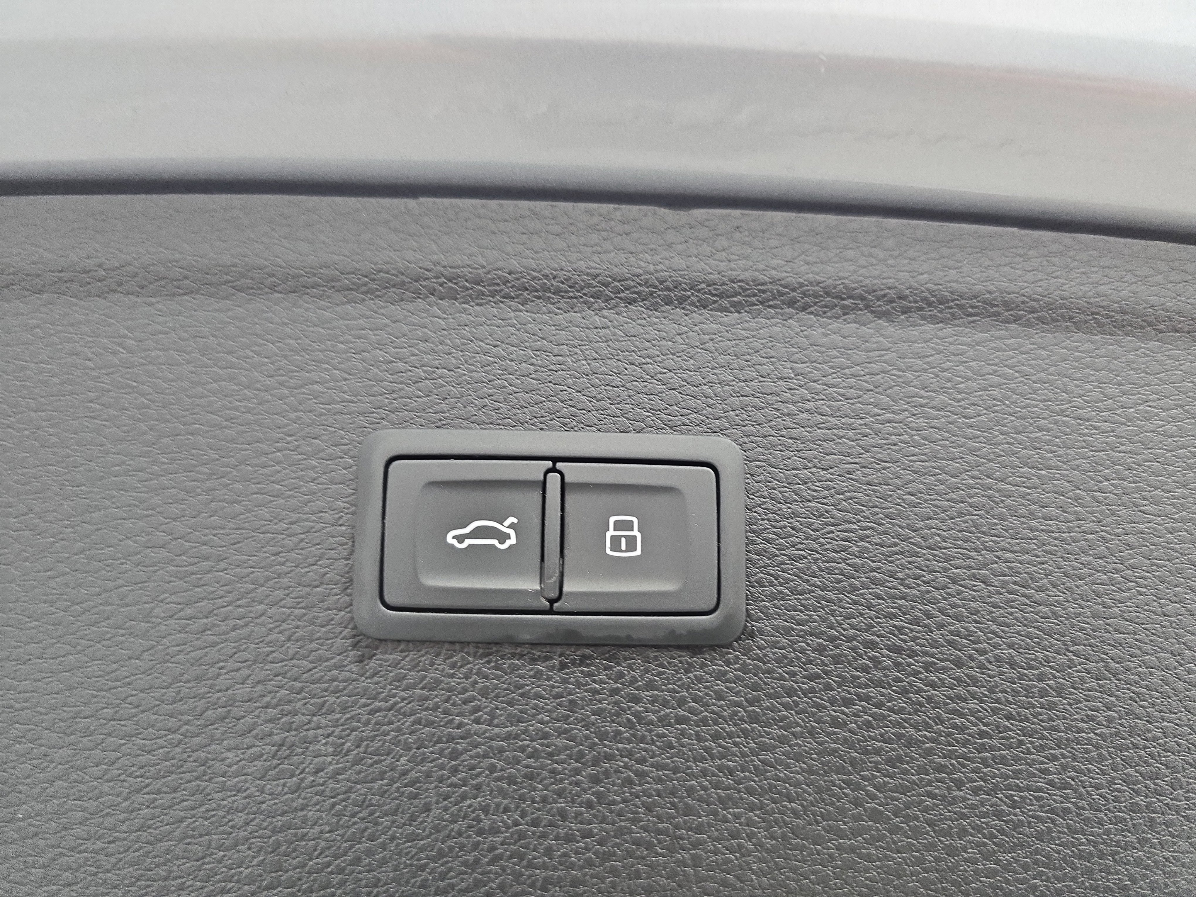 Used 2022 Audi Q5 2.0T Premium Plus image 13