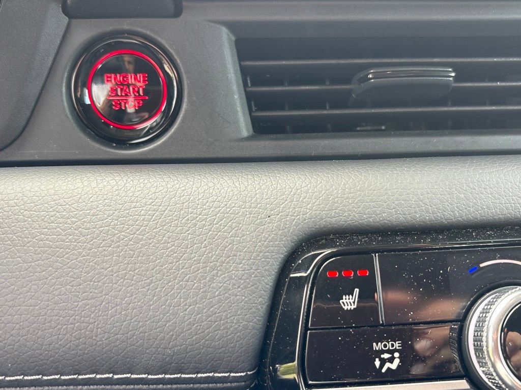 Used 2025 Honda Pilot EX-L image 5