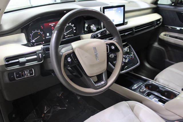 Used 2021 Lincoln Corsair FWD w/ Premium Package image 10