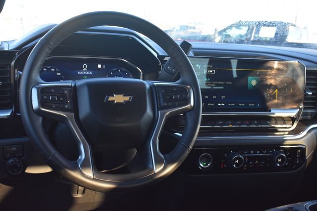Certified 2023 Chevrolet Silverado 1500 LT AWD/4WD image 21