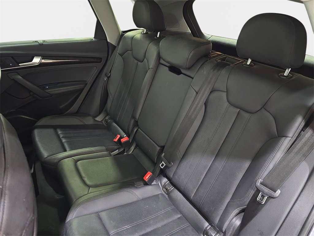Used 2019 Audi Q5 2.0T Premium Plus w/ Premium Plus Package image 14