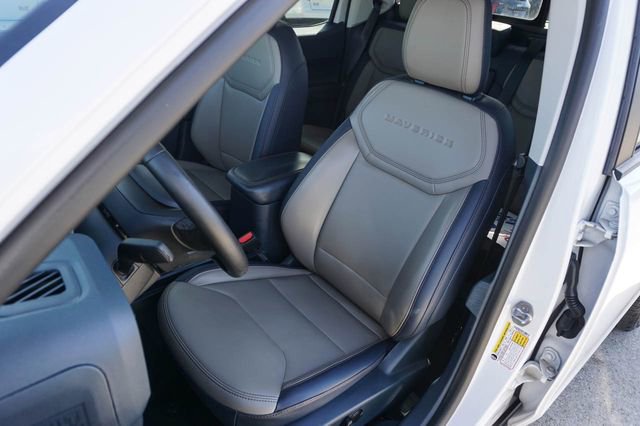 Used 2025 Ford Maverick Lariat w/ 4K Tow Package AWD/4WD image 18