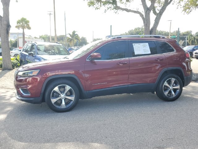 Used 2019 Jeep Cherokee Limited FWD image 2