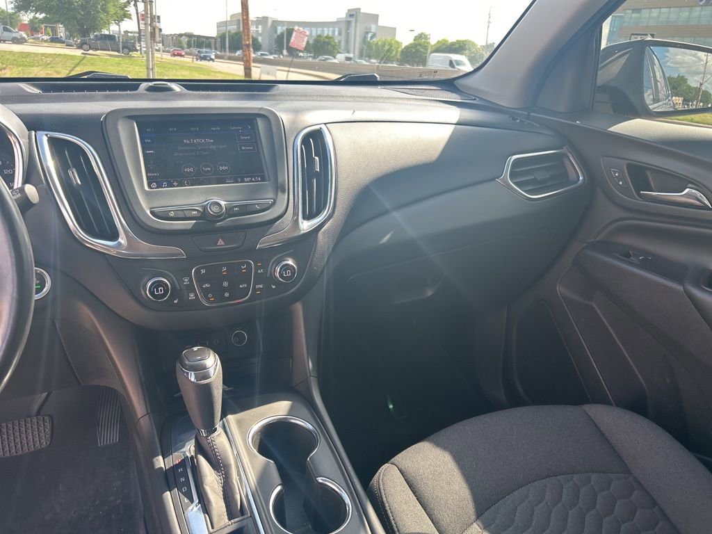 Used 2021 Chevrolet Equinox LT image 11