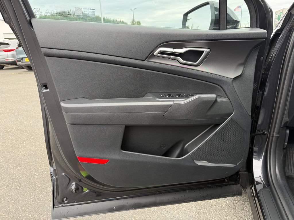 New 2026 Kia Sportage LX AWD/4WD image 17