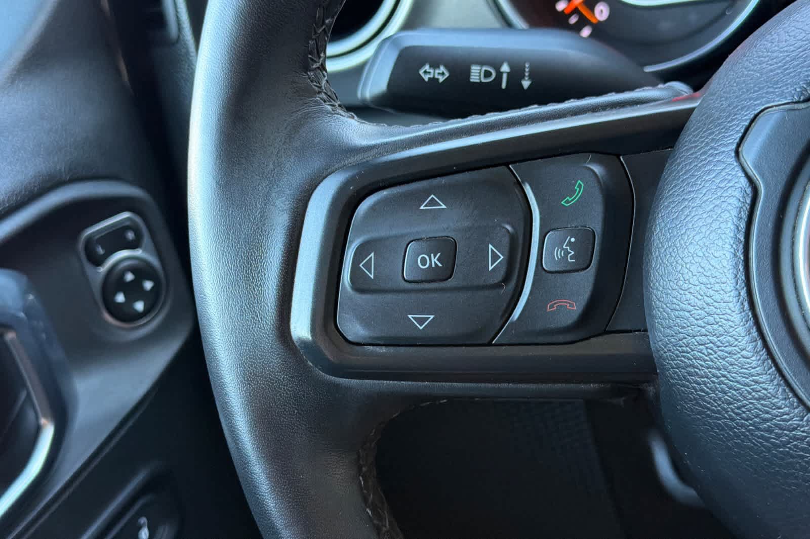 Used 2023 Jeep Wrangler Unlimited Sport AWD/4WD image 26