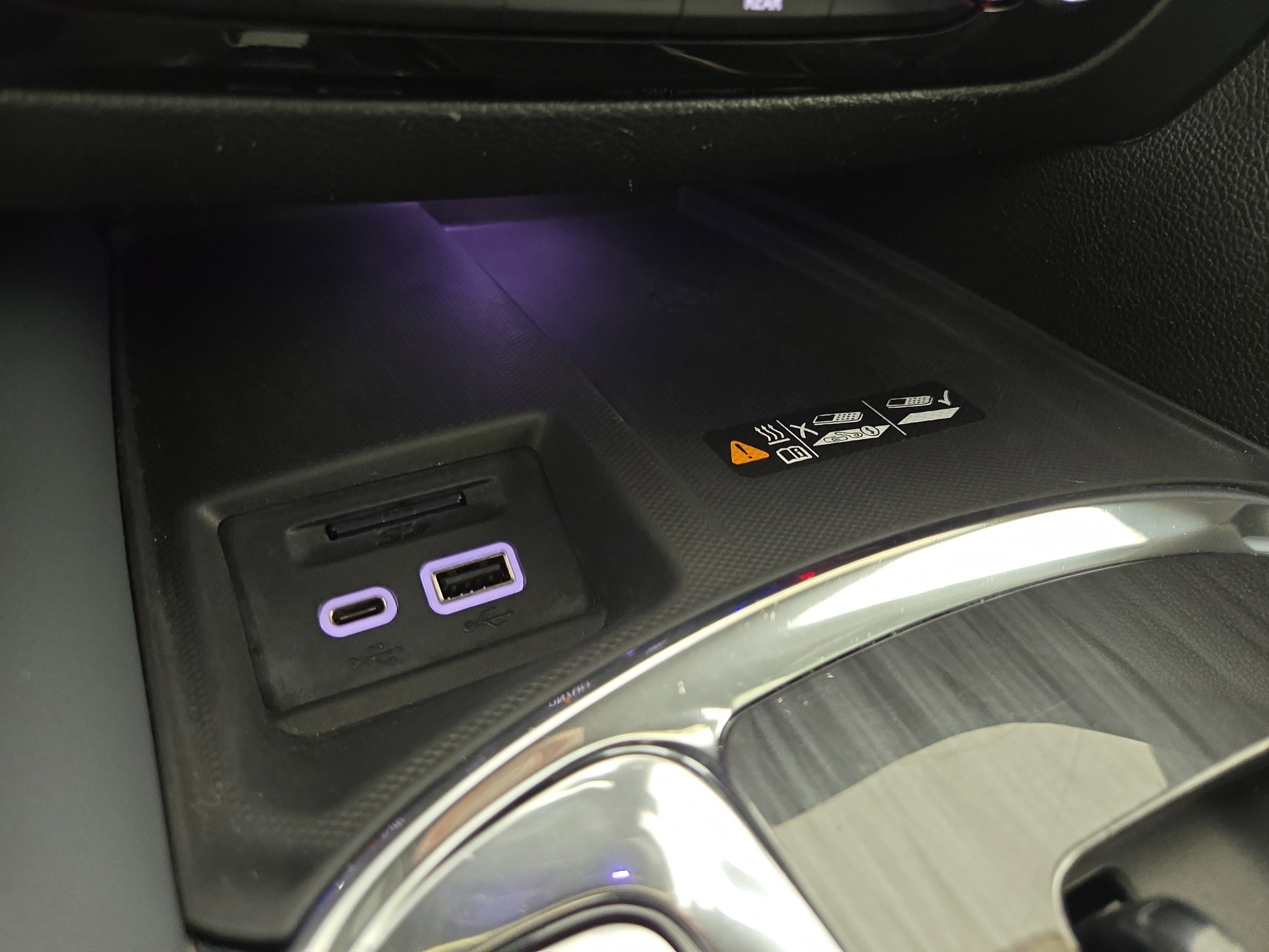 Certified 2023 Buick Enclave Essence image 30