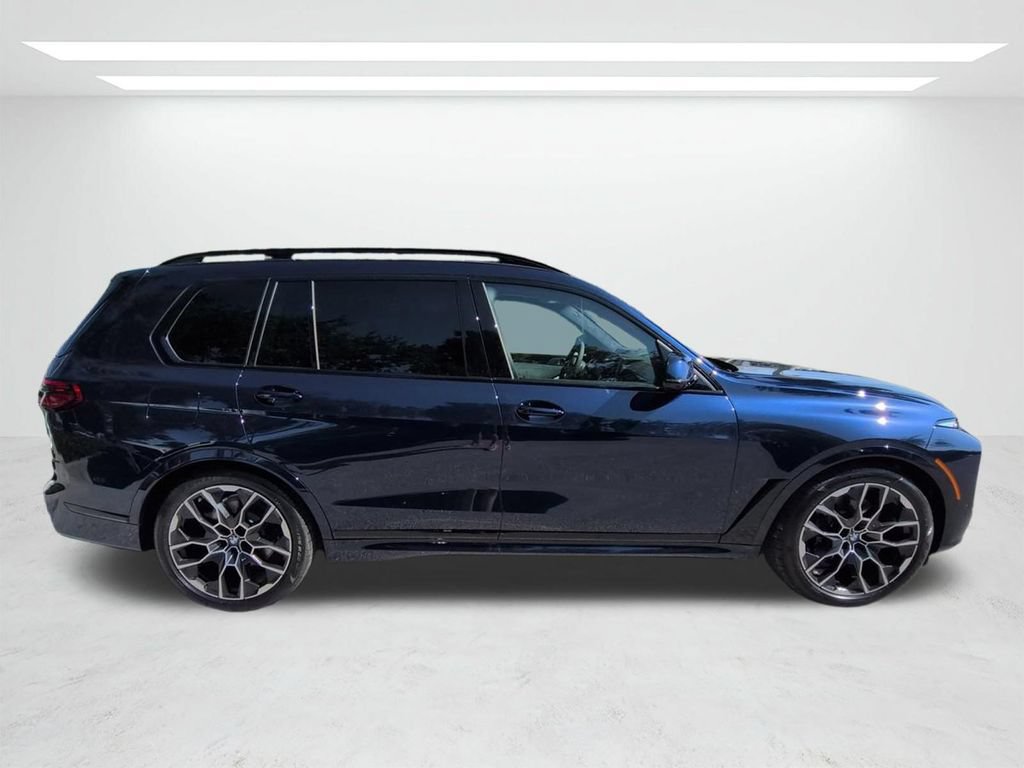 New 2027 BMW X7 xDrive40i w/ Executive Package AWD/4WD image 3