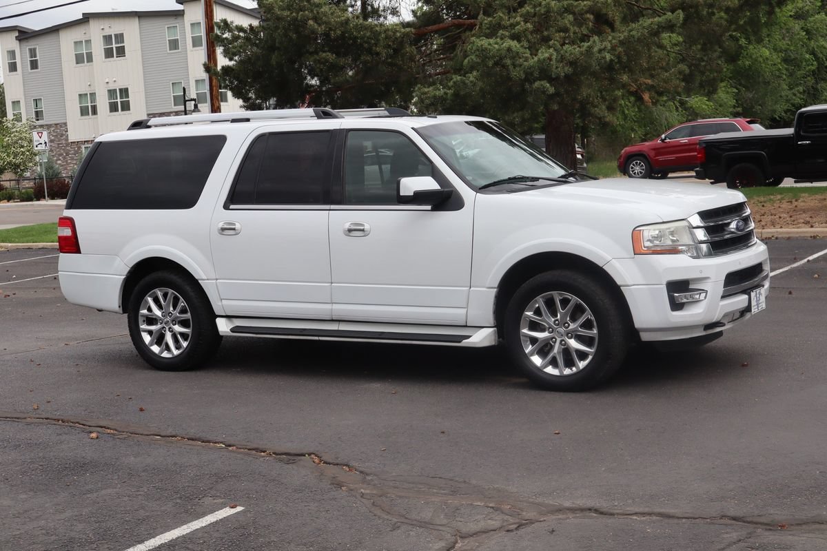 Used 2017 Ford Expedition EL Limited AWD/4WD image 2
