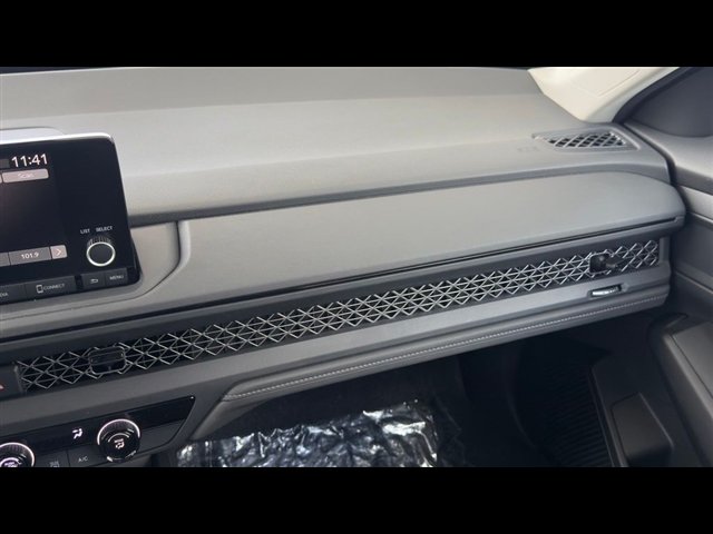 Certified 2023 Honda Accord LX image 24