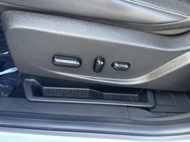 Used 2019 Ford Escape SEL image 23